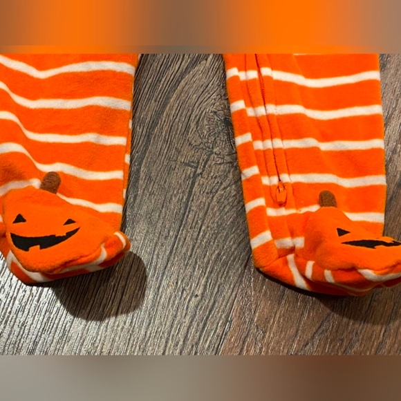 Nwt Baby Halloween Pumpkin Costume Size 6M One Piece Just One You made by Carter - Picture 5 of 5